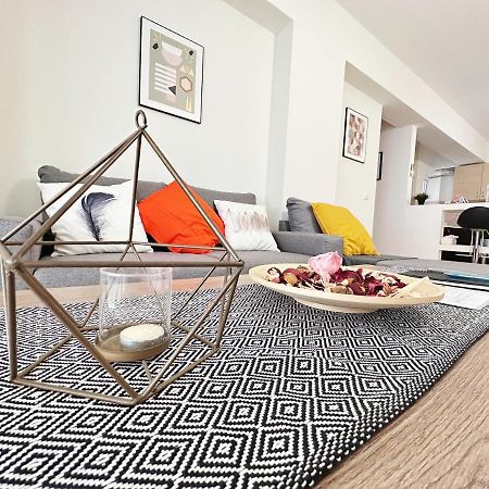 Ah Your Property In Атина Екстериор снимка