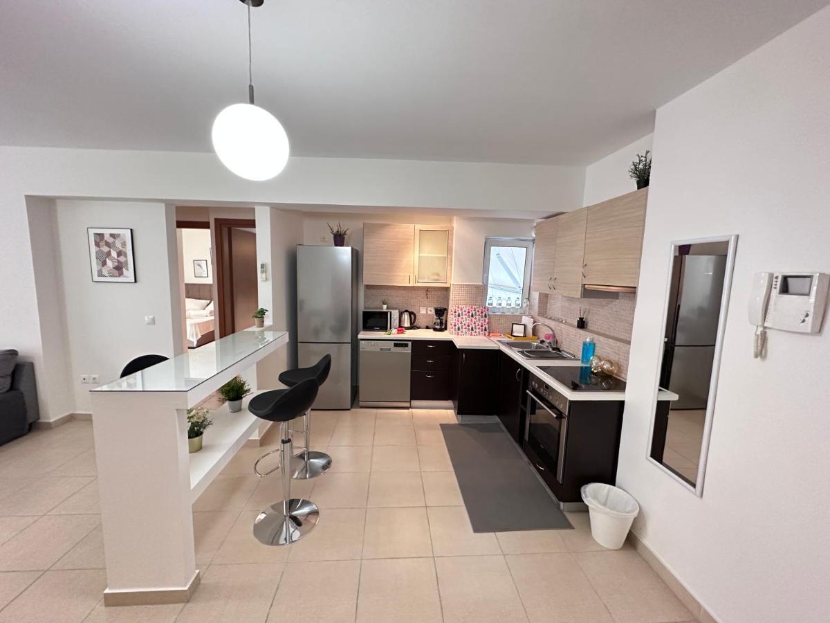 Ah Your Property In Атина Екстериор снимка